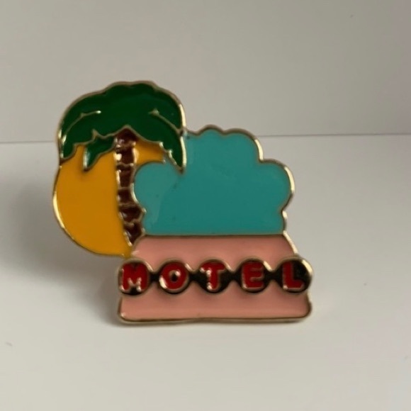 Metal Summertime Enamel Pins - Picture 5 of 5
